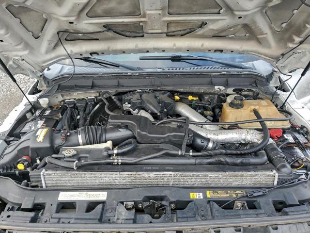 Ford F-350 Super Duty Image 11