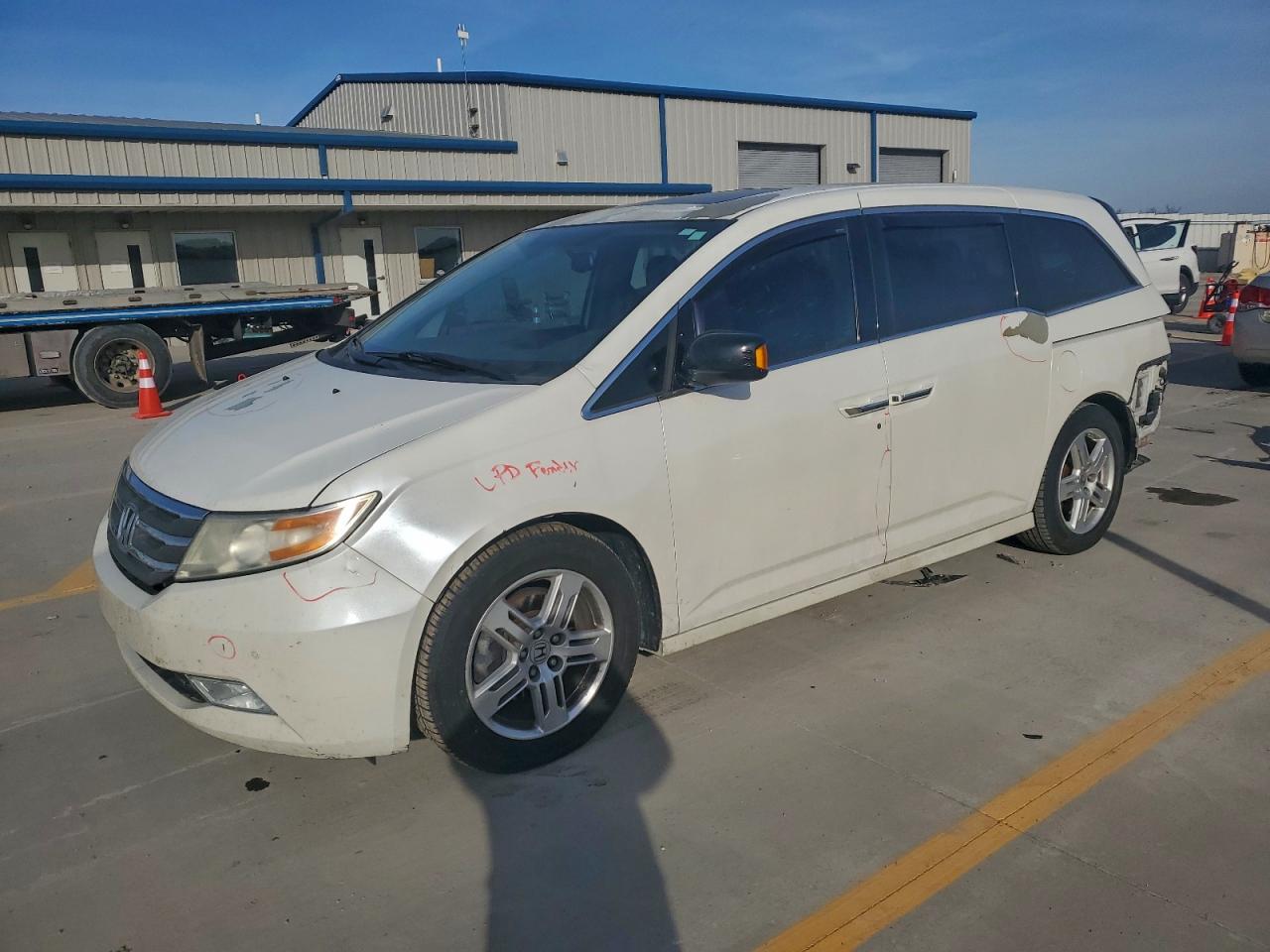 Honda Odyssey Touring Image 1