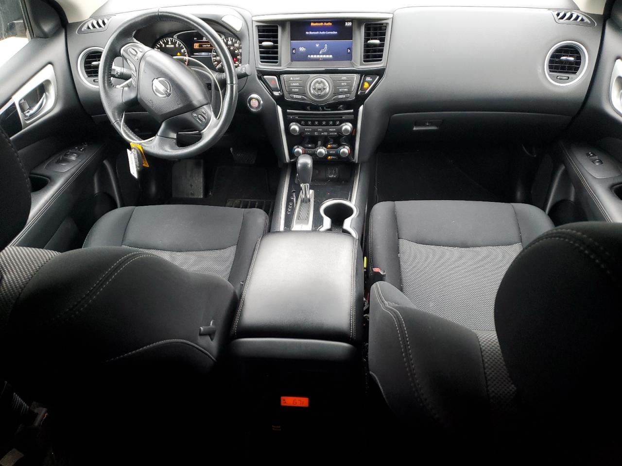 Nissan Pathfinder S Image 13