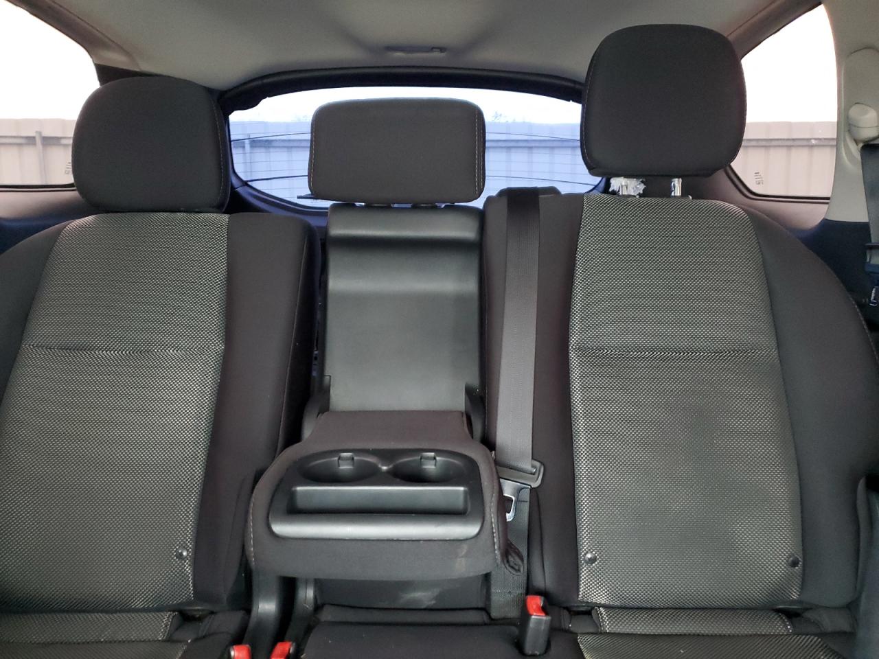 Nissan Pathfinder S Image 6