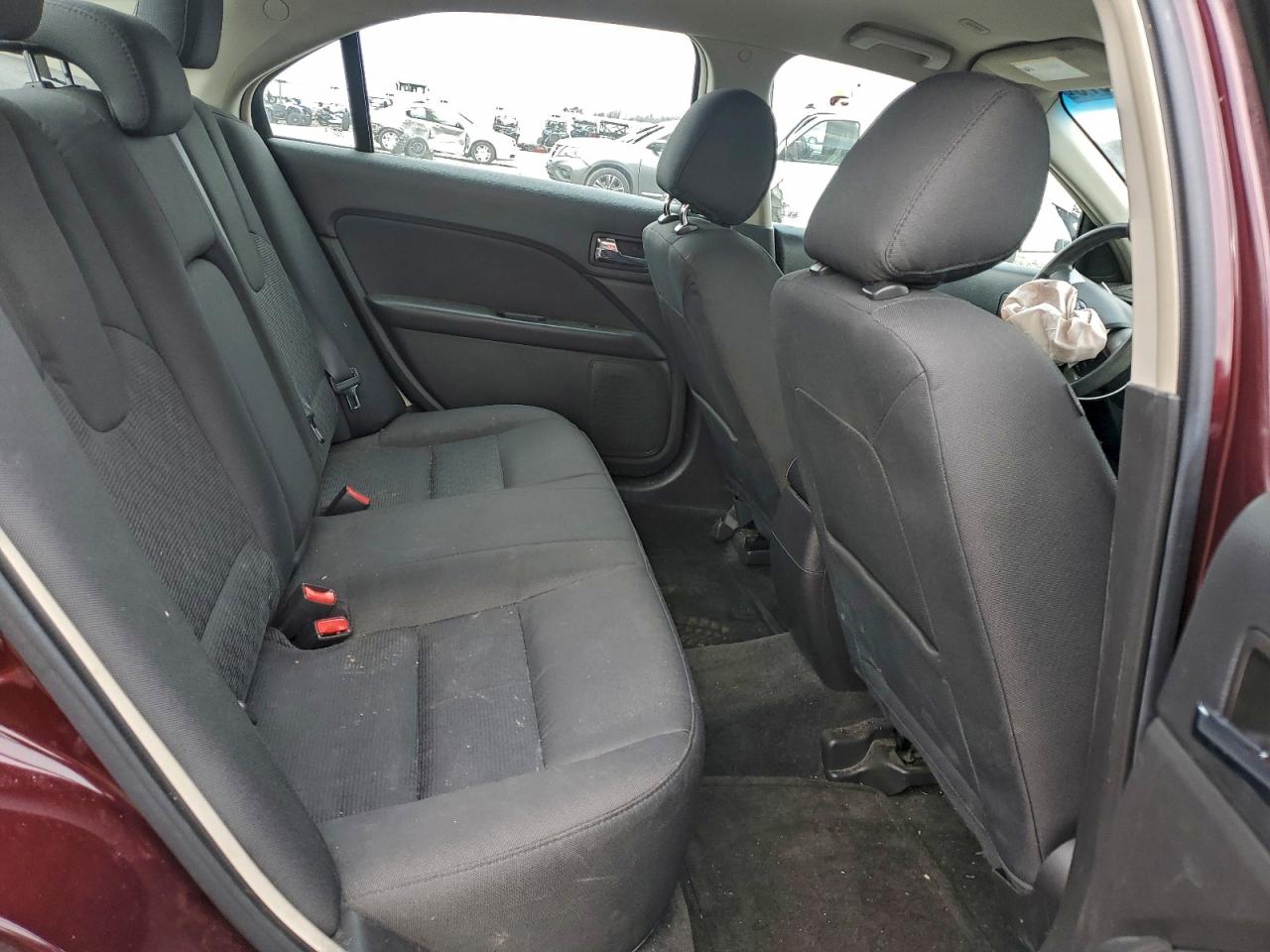 Ford Fusion Se Image 11