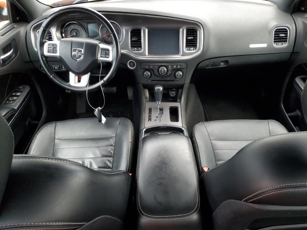 Dodge Charger R/t Image 12