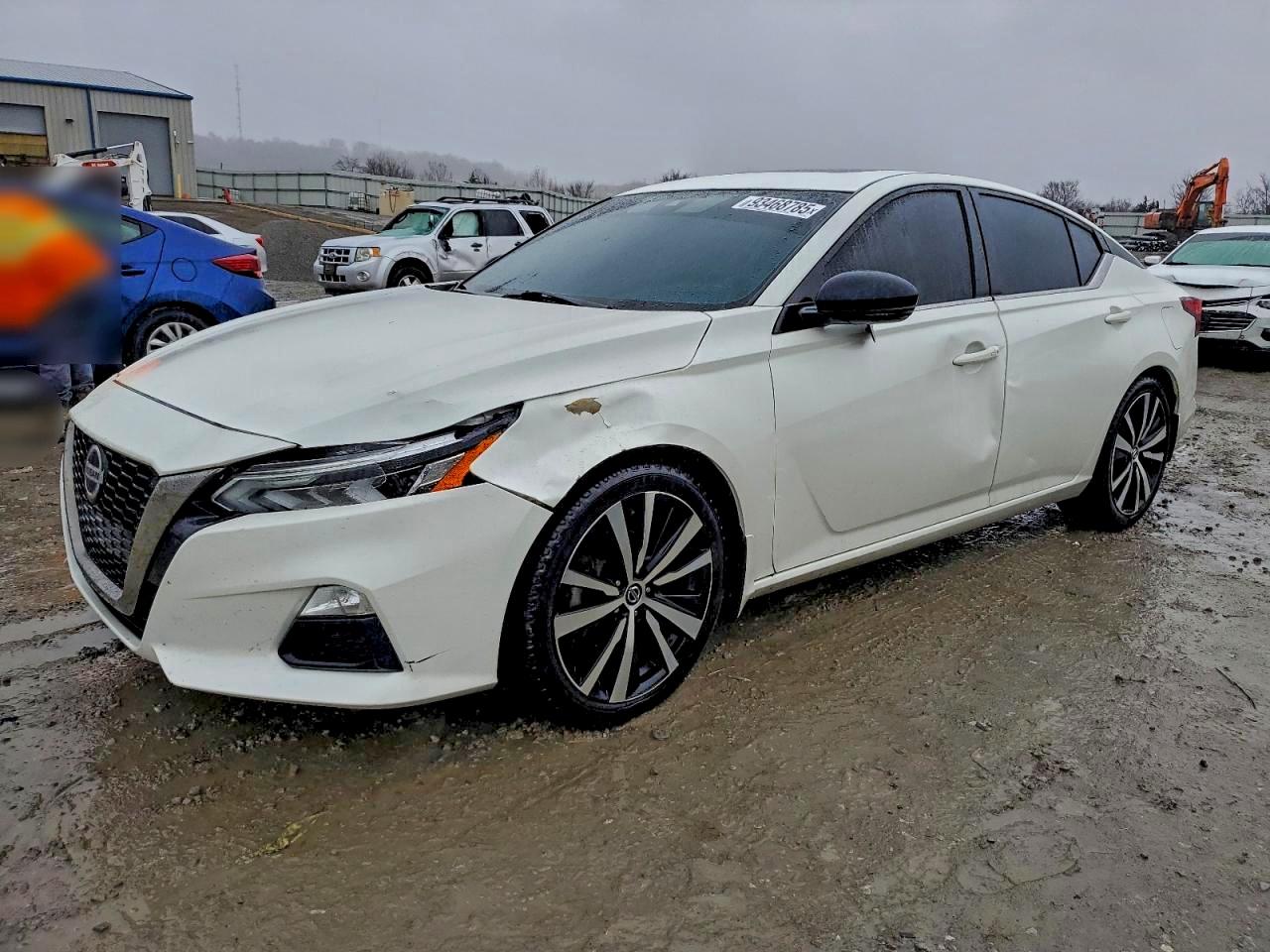 Nissan Altima Sr Image 1