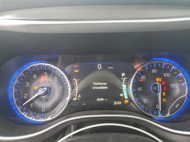 Chrysler Pacifica Touring L Image 14