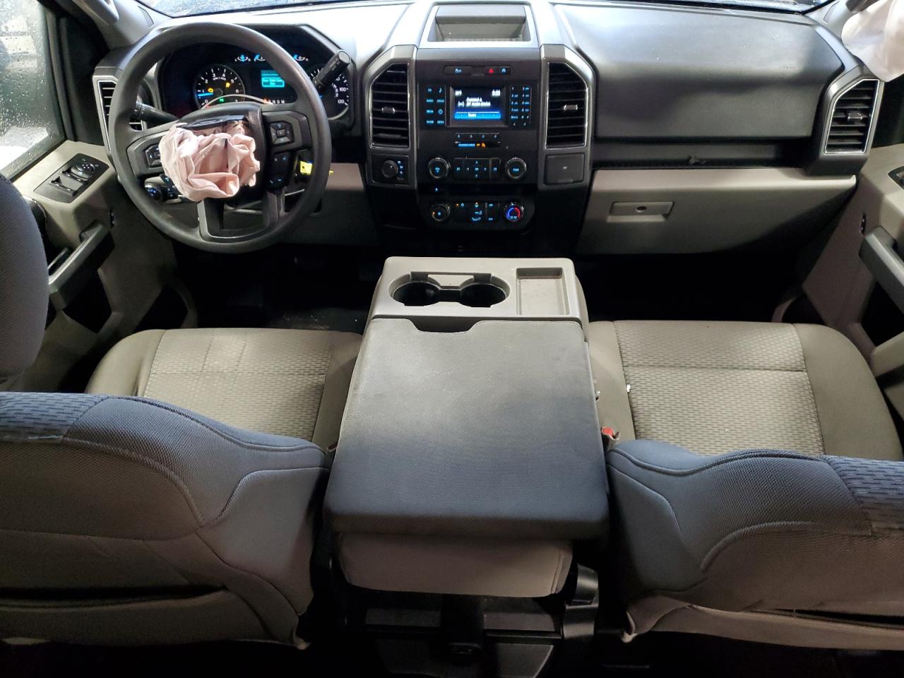 Ford F-150 Supercrew Image 9