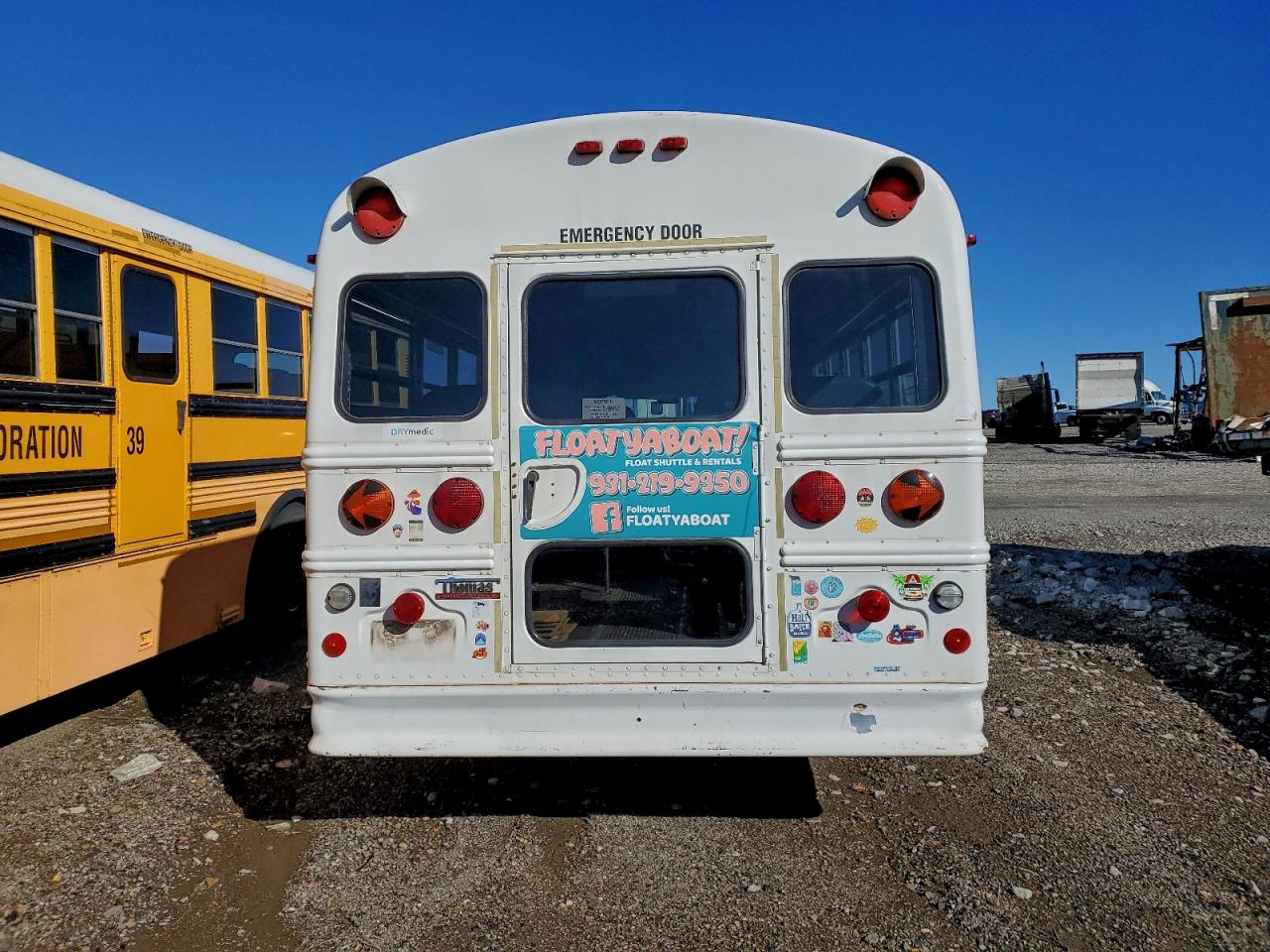 GMC Savana Cutaway G3500 Image 5