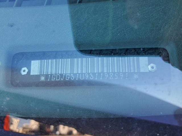 GMC Savana Cutaway G3500 Image 11