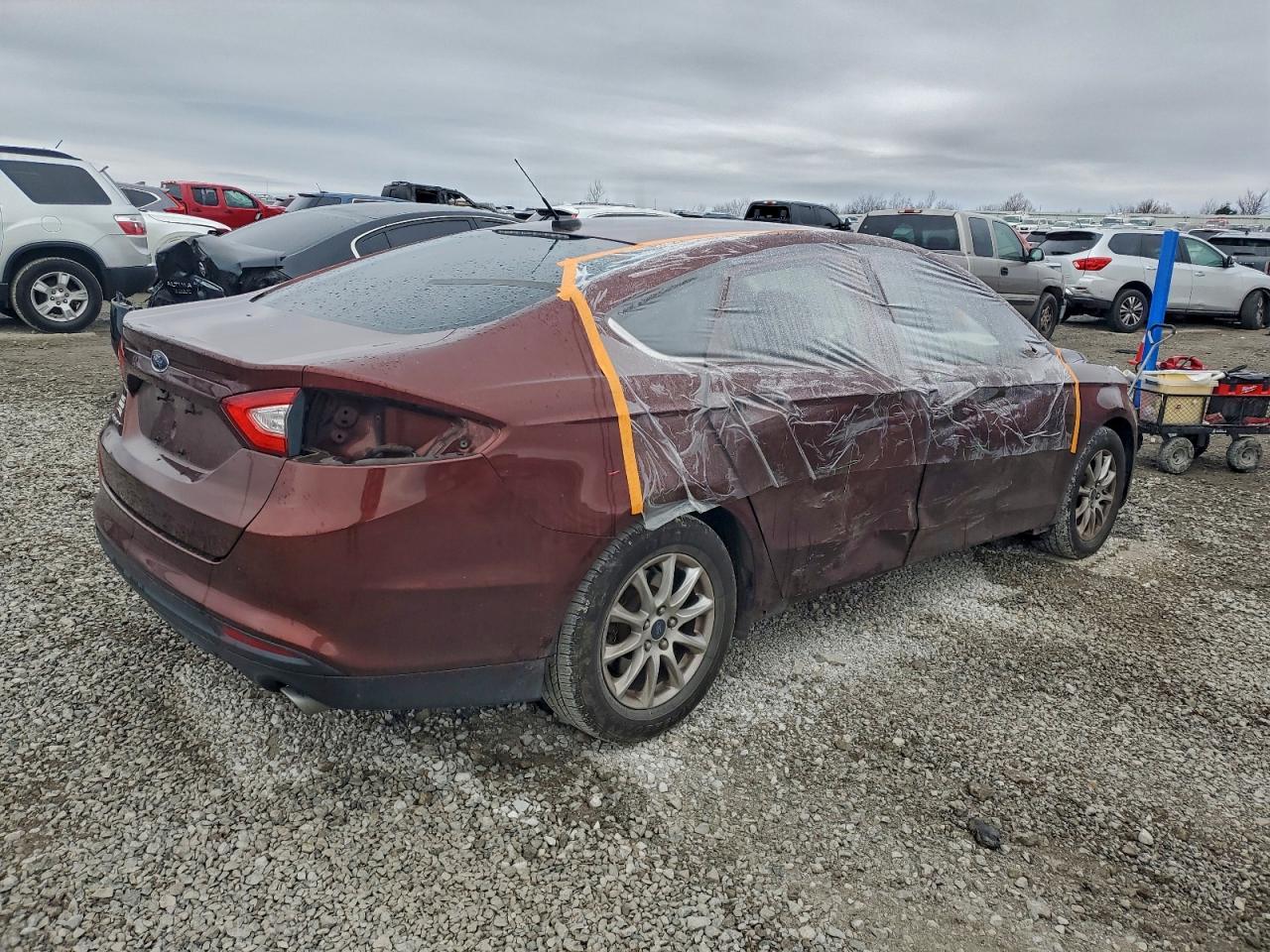 Ford Fusion S Image 4