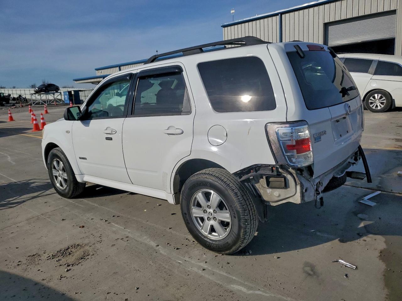 Mercury Mariner Image 6