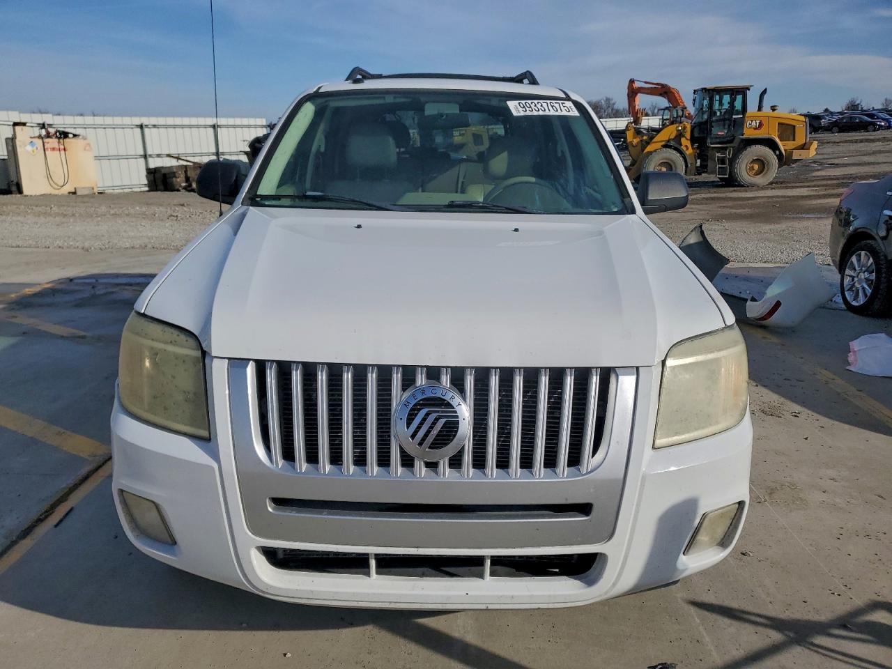 Mercury Mariner Image 11