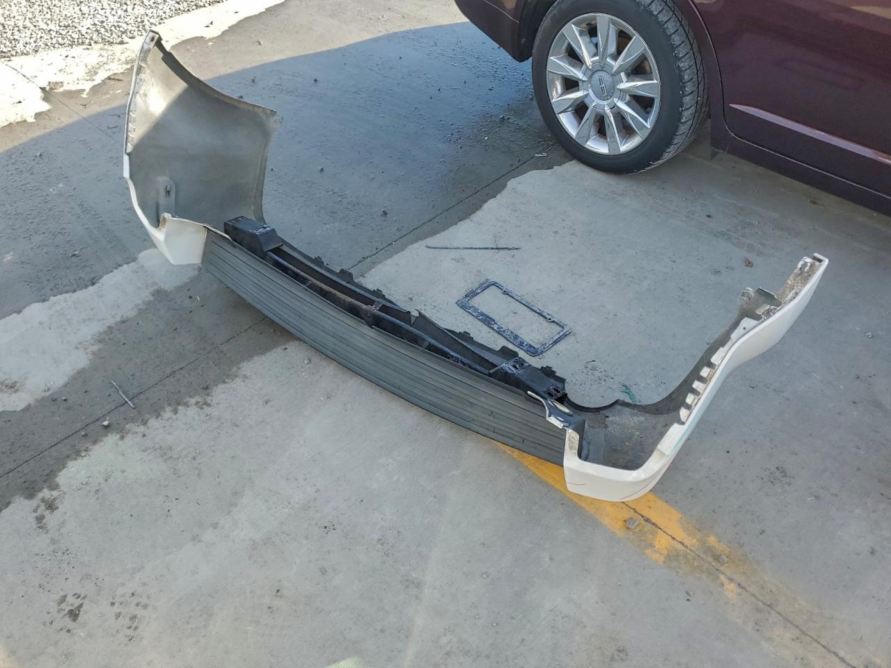 Mercury Mariner Image 3