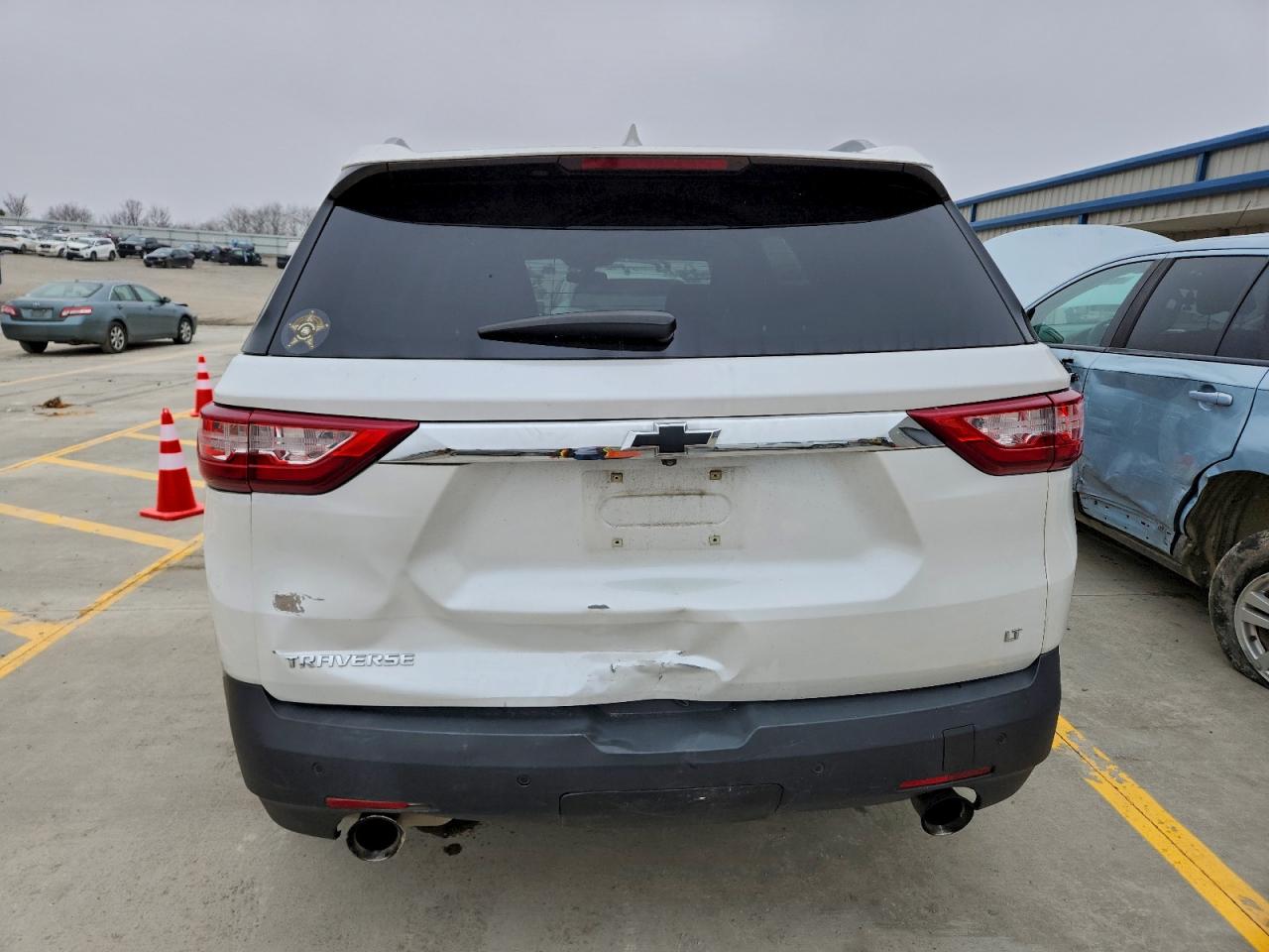 Chevrolet Traverse Lt Image 6