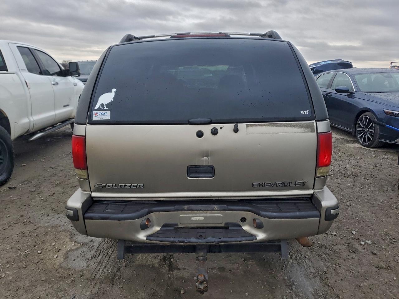 Chevrolet Blazer Image 2