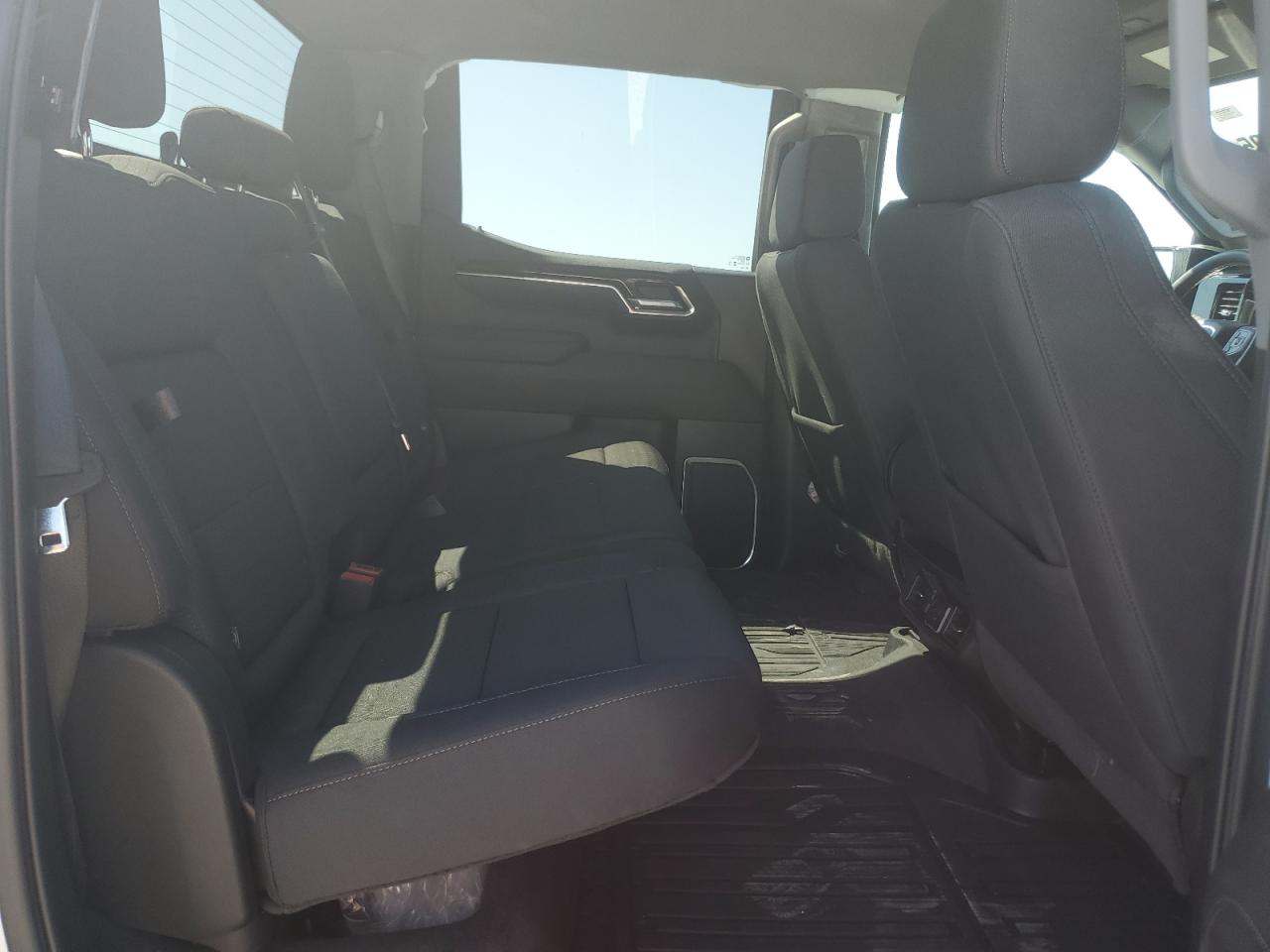 GMC Sierra K1500 Elevation Image 12