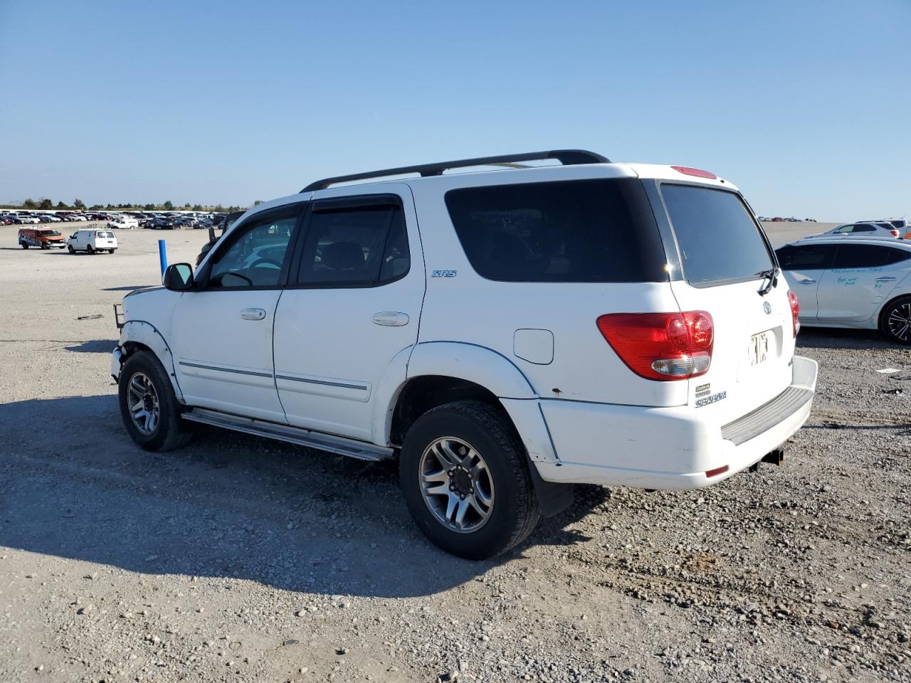 Toyota Sequoia Sr5 Image 2