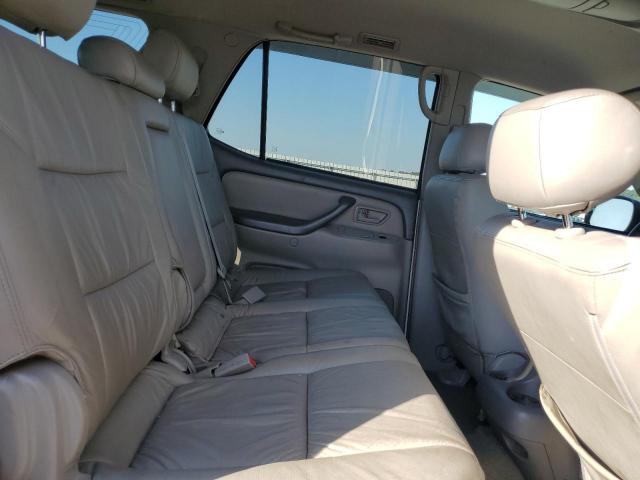 Toyota Sequoia Sr5 Image 8