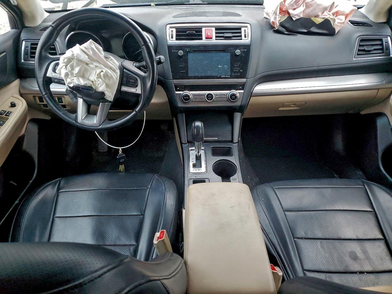 Subaru Outback 2.5i Premium Image 11