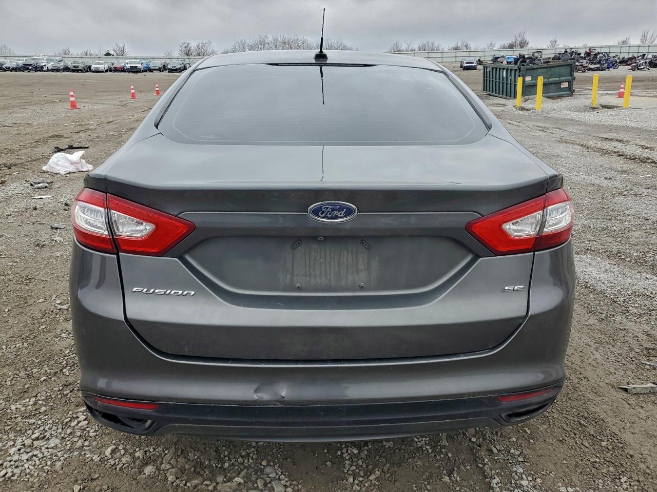 Ford Fusion Se Image 3
