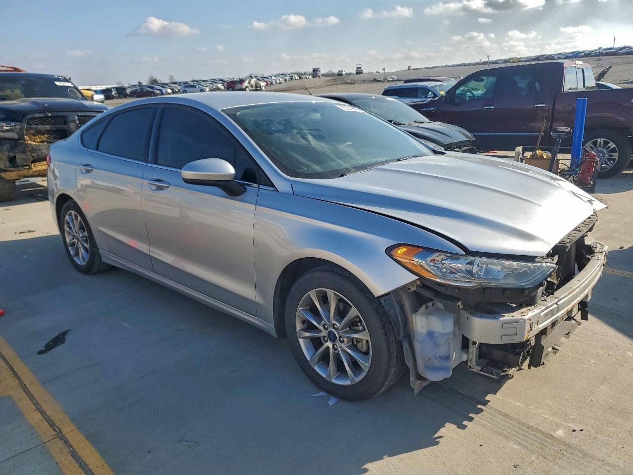 Ford Fusion Se Image 3