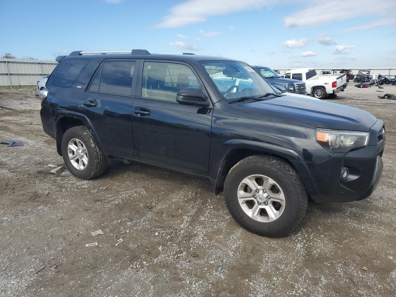 Toyota 4Runner Sr5 Image 13