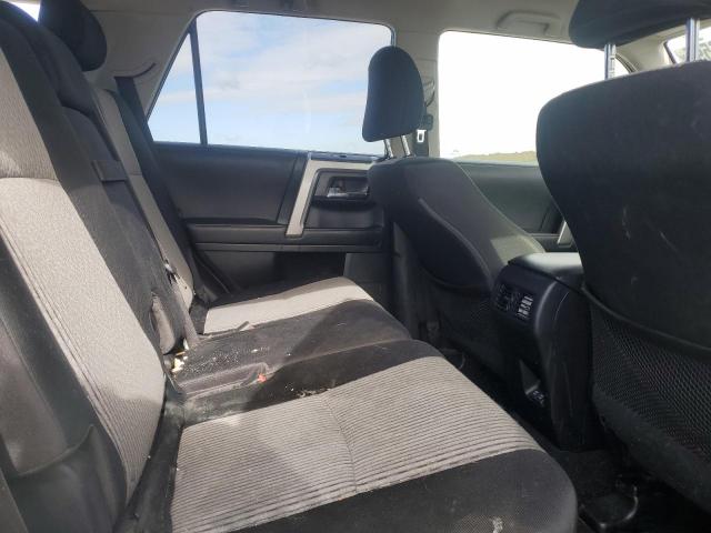 Toyota 4Runner Sr5 Image 2