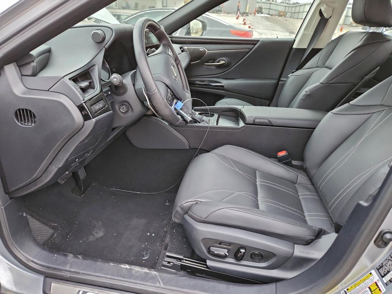 Lexus Es 350 Base Image 4