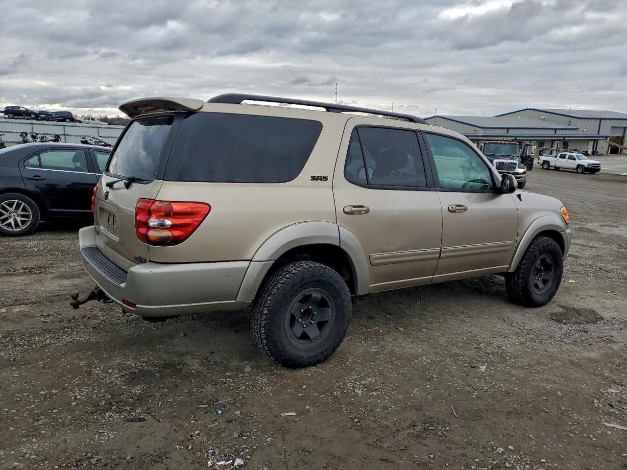 Toyota Sequoia Sr5 Image 2