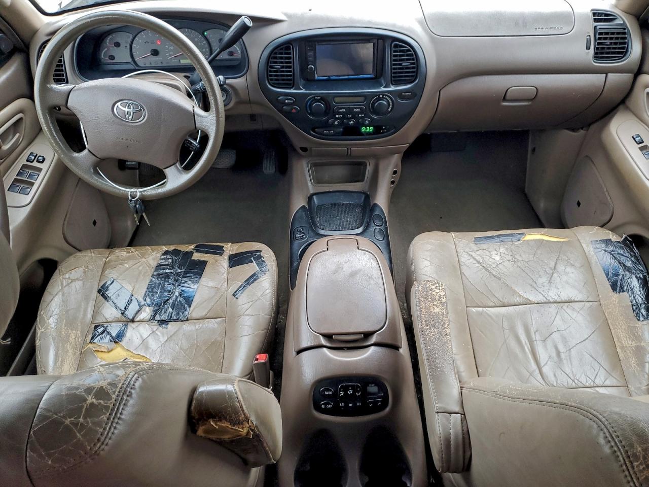 Toyota Sequoia Sr5 Image 4