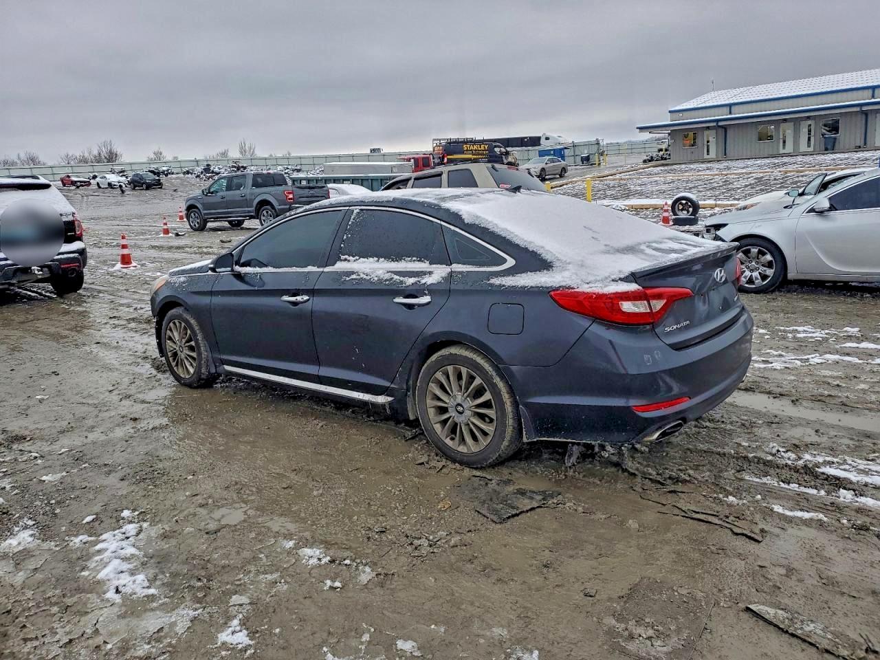 Hyundai SONATA Sport Image 3