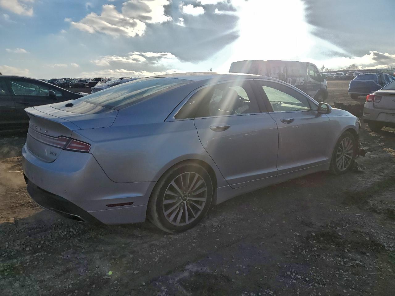 Lincoln MKZ Select Image 3