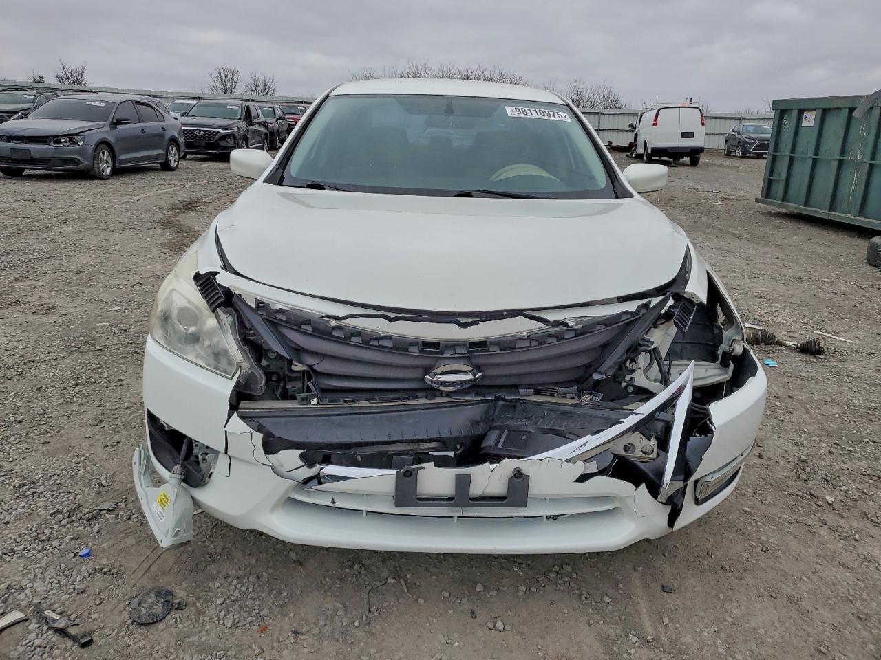 Nissan Altima 2.5 Image 5