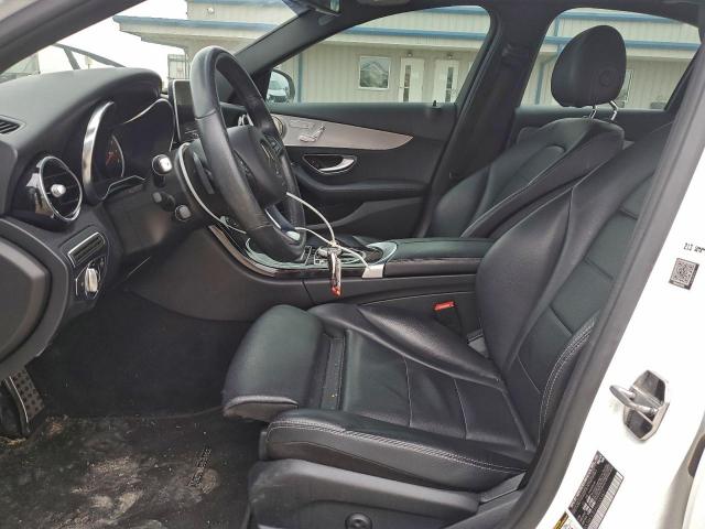 Mercedes-Benz C-Class 300 Image 10