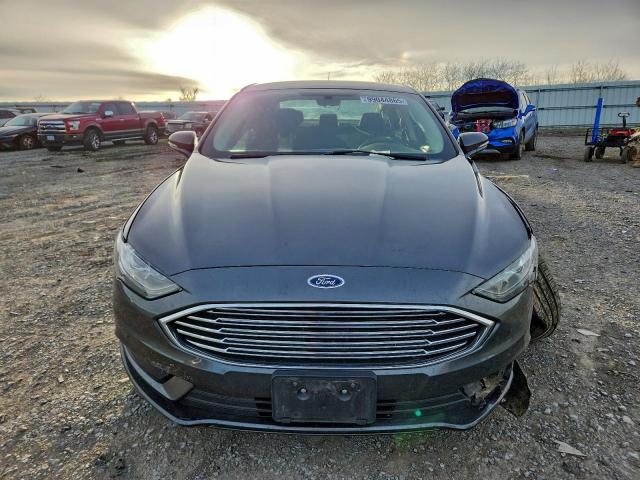 Ford Fusion Se Image 3