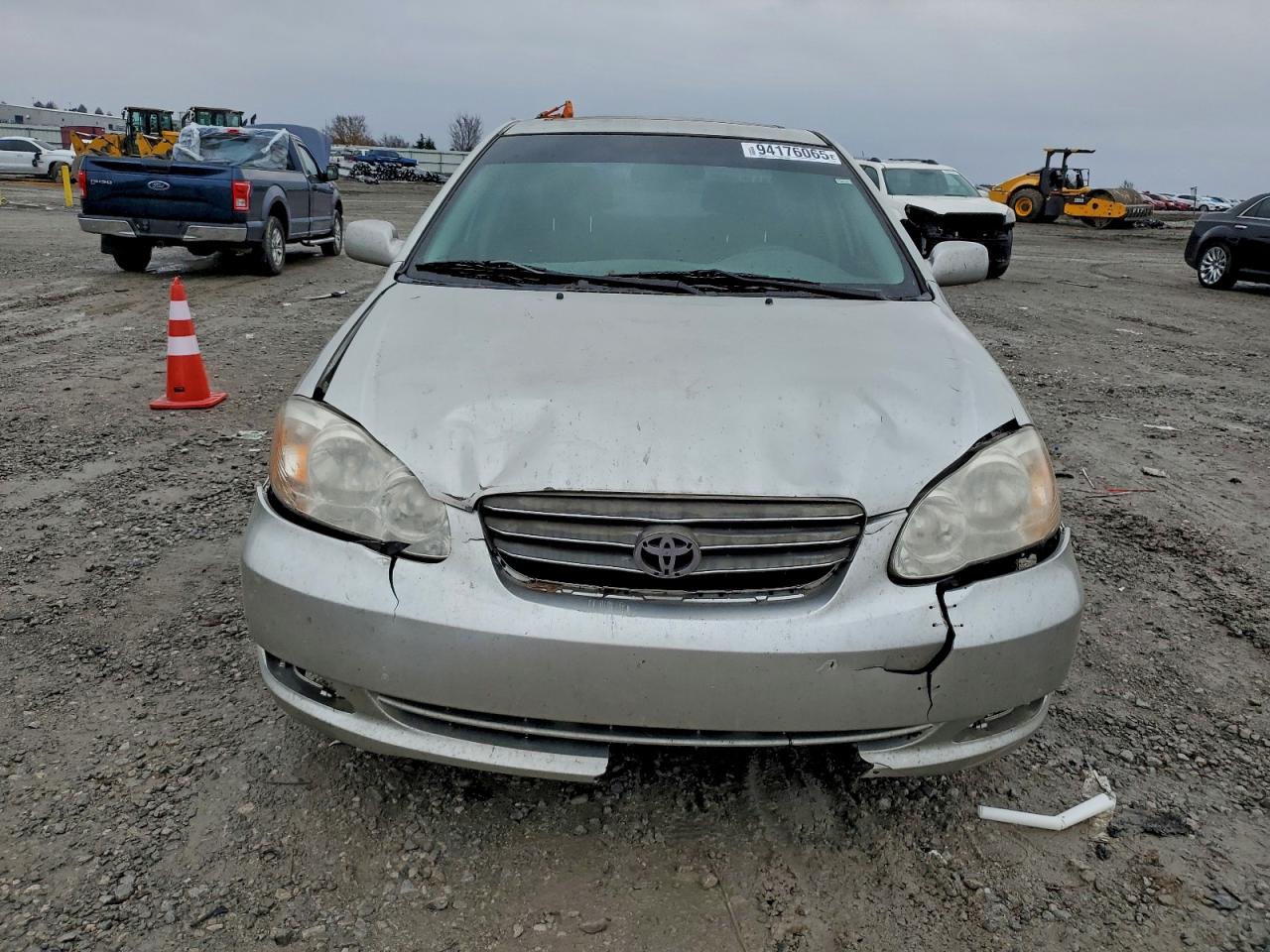 Toyota Corolla Ce Image 10