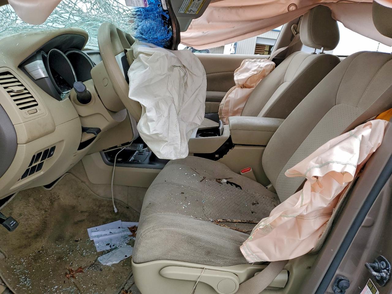 Nissan Murano S Image 6