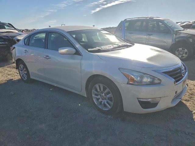 Nissan Altima 2.5 Image 3