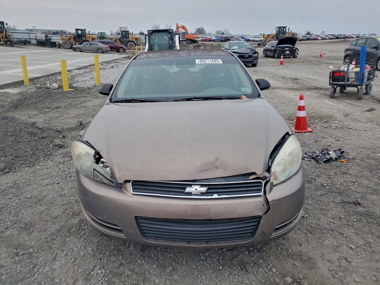 Chevrolet Impala Lt Image 10