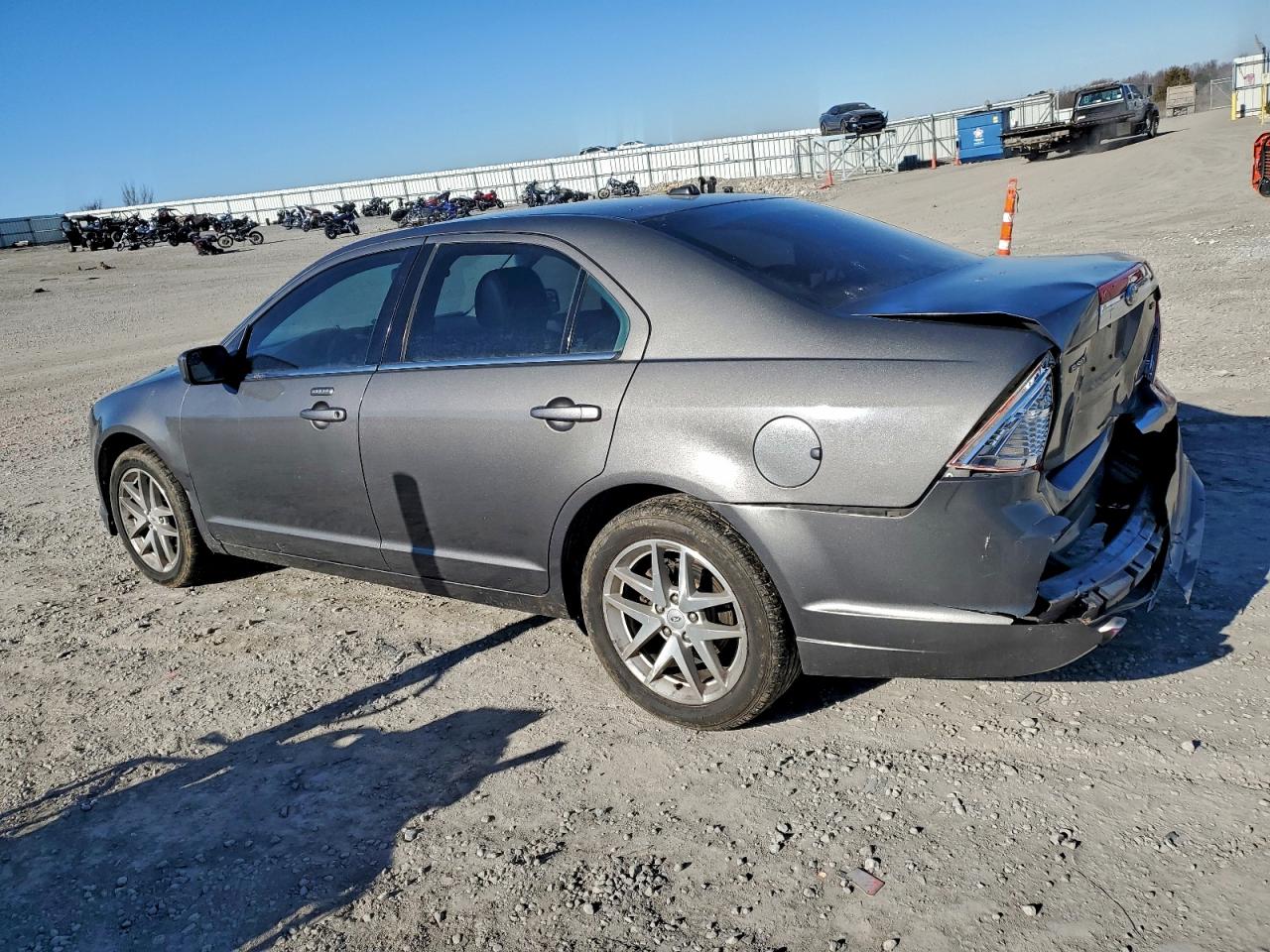 Ford Fusion Sel Image 3