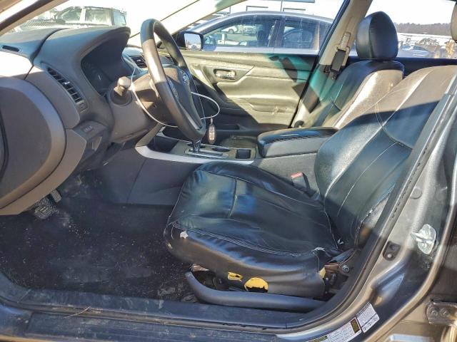 Nissan Altima 2.5 Image 8