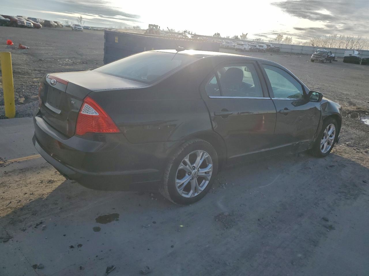 Ford Fusion Se Image 4