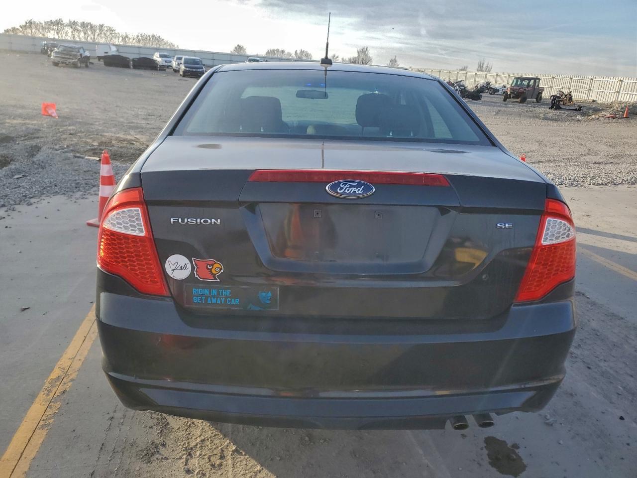 Ford Fusion Se Image 5