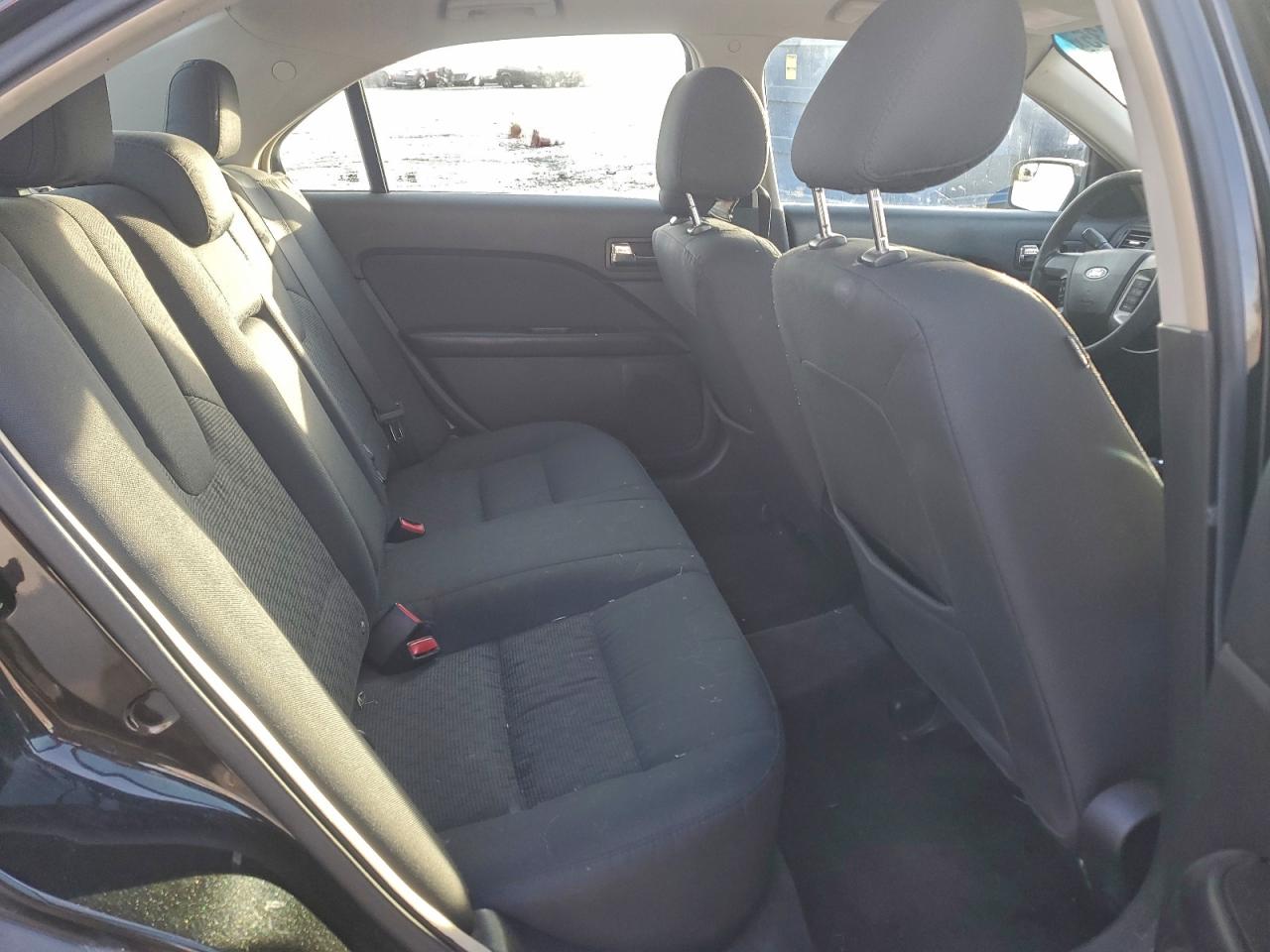 Ford Fusion Se Image 10