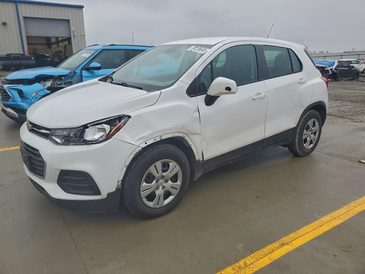 Chevrolet Trax Ls Image 1