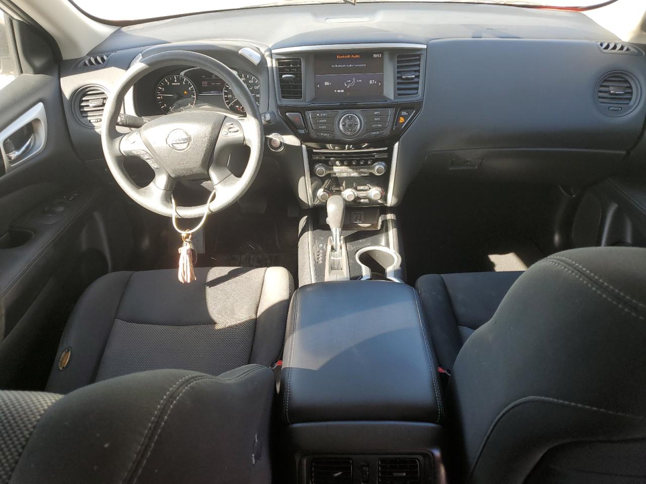 Nissan Pathfinder S Image 2