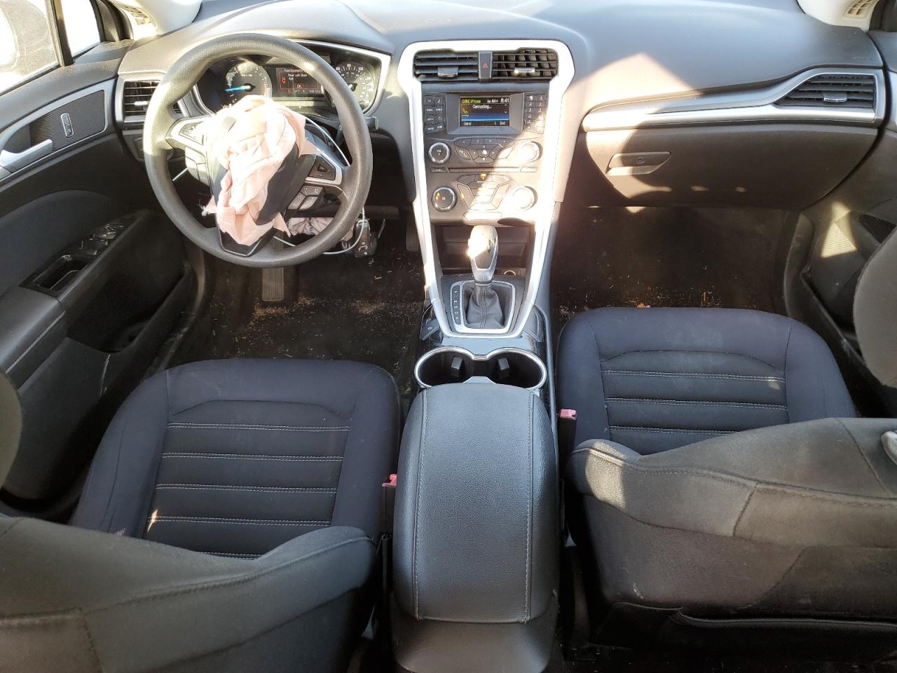 Ford Fusion Se Image 9