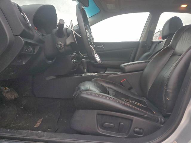 Nissan Maxima S Image 3