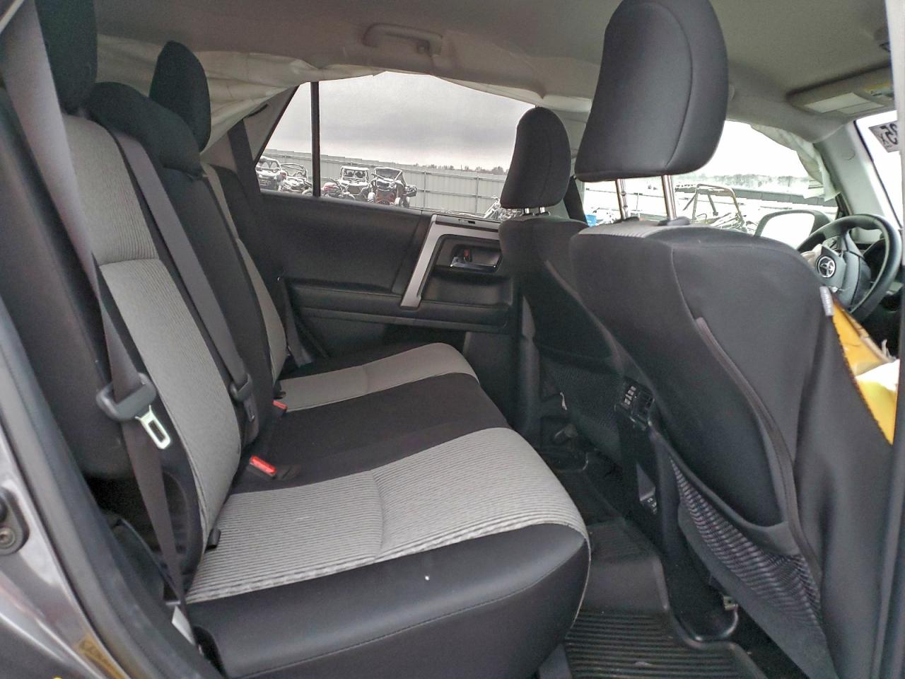 Toyota 4Runner Sr5/sr5 Premium Image 11