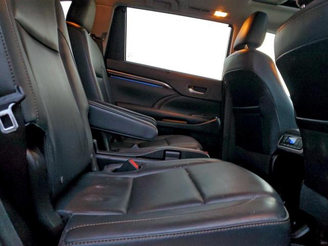 Toyota Highlander Limited Image 8