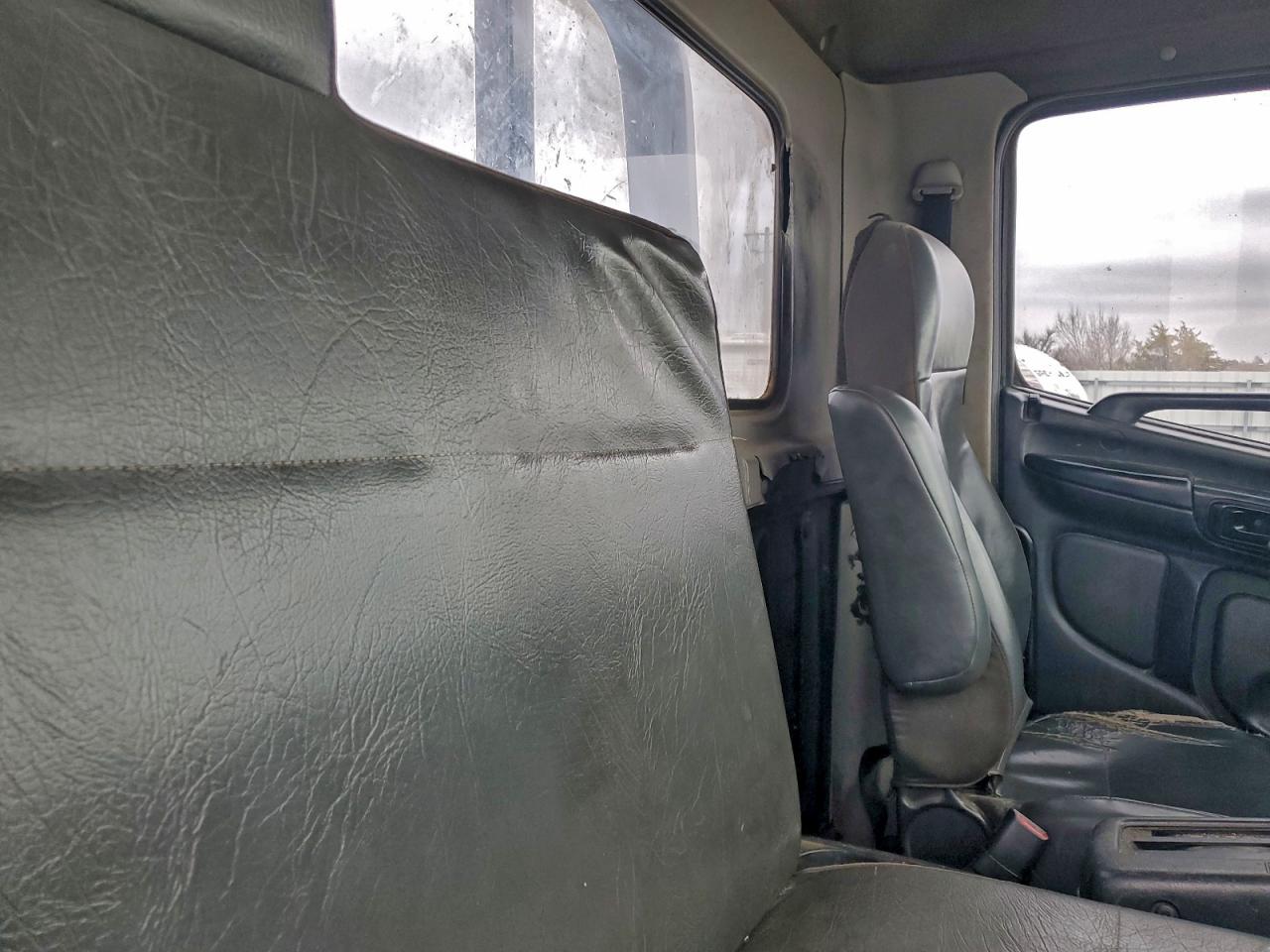 Hino 258 268 Image 8