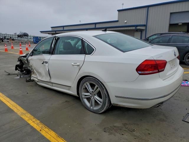 Volkswagen Passat Sel Image 5